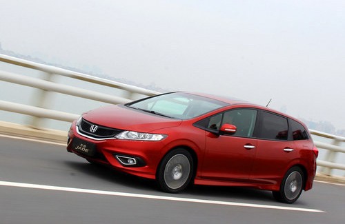 一部好車(chē)，一段精彩人生！