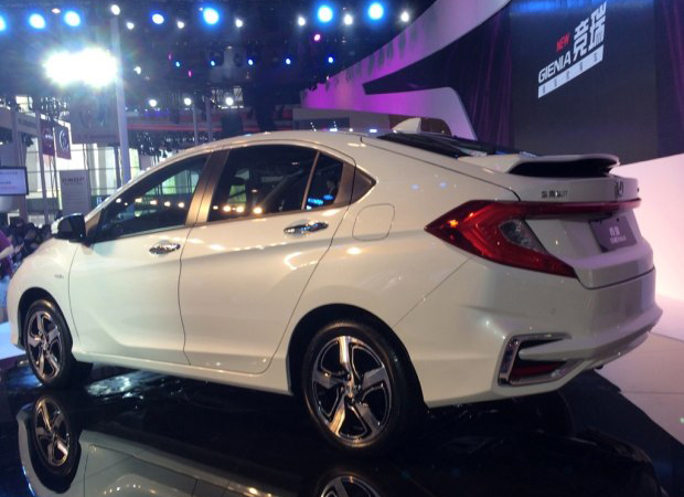 邵陽(yáng)東風(fēng)本田Gienia競(jìng)?cè)穑▋蓭缛鸢妫┦装l(fā)，10月18日上市
