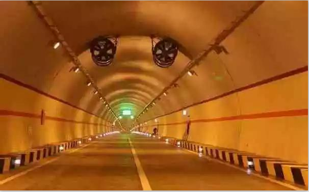 過個(gè)隧道就扣6分？難道這是高速的新陷阱？