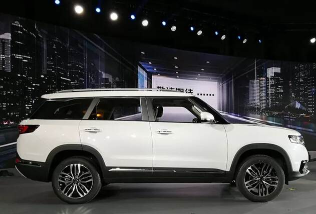 8.79萬起霸氣的外觀昌河Q7，你會選擇？