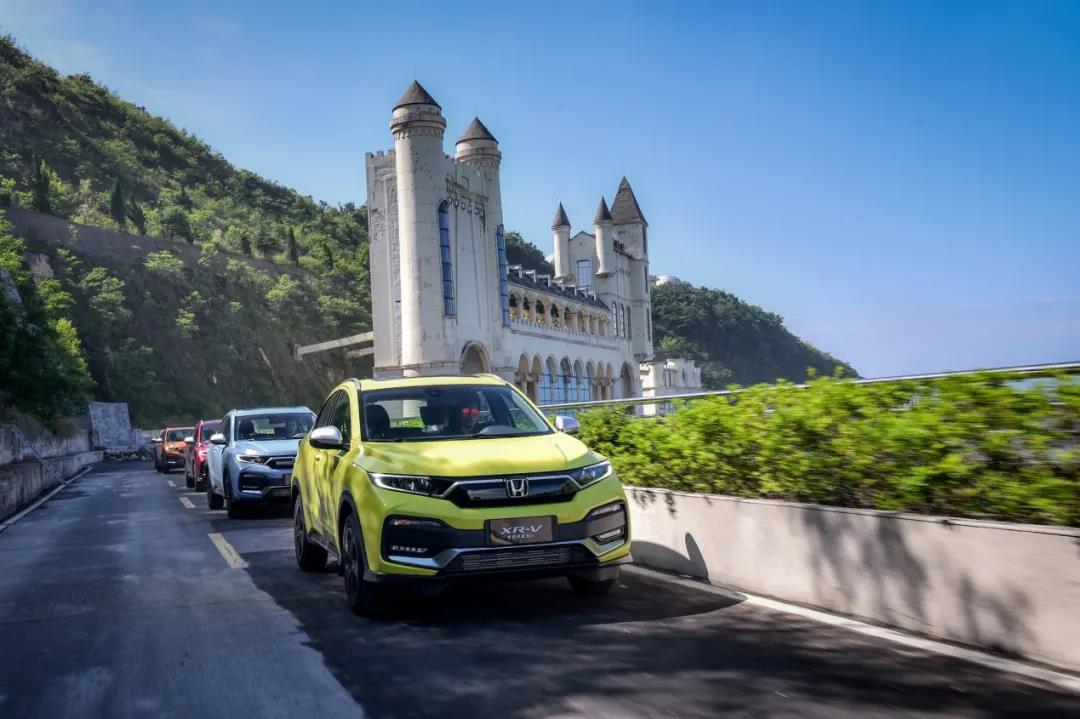 媒體視角 | 即將“解鎖”小型SUV首個百萬輛成就，XR-V為啥被年輕人“愛不夠”？